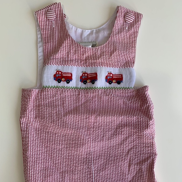 Boy's Firetruck Red Seersucker Smocked Short Jonjon/Overall 9M - Picture 1 of 3